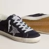 Super-Star para mujer en ante azul, estrella plateada brillante y lengüeta de cuero en el talón Super-Star para mujer en ante azul, estrella plateada brillante y lengüeta de cuero en el talón