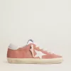 Super-Star para mujer en ante coral con estrella y lengüeta del talón en cuero blanco Super-Star para mujer en ante coral con estrella y lengüeta del talón en cuero blanco
