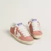 Super-Star para mujer en ante coral con estrella y lengüeta del talón en cuero blanco Super-Star para mujer en ante coral con estrella y lengüeta del talón en cuero blanco