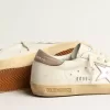 Super-Star para mujer en napa blanca con estrella de cuero metalizado rosa