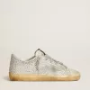 Super-Star para mujer en nubuck blanco envejecido con cristales Swarovski Super-Star para mujer en nubuck blanco envejecido con cristales Swarovski