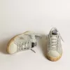 Super-Star para mujer en nubuck blanco envejecido con cristales Swarovski Super-Star para mujer en nubuck blanco envejecido con cristales Swarovski