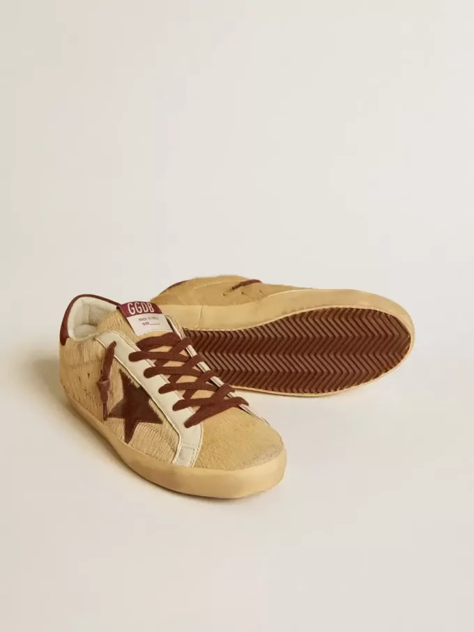 Super-Star para mujer en piel de potro beige con estrella y lengüeta del talón en ante marrón Super-Star para mujer en piel de potro beige con estrella y lengüeta del talón en ante marrón