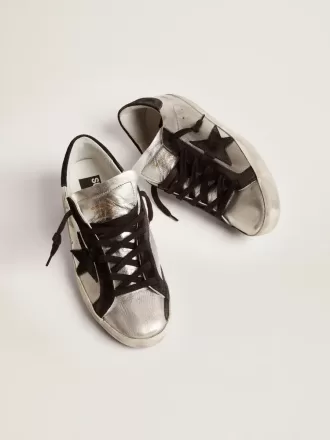 Super-Star para mujer en piel plateada con inserciones en contraste Super-Star para mujer en piel plateada con inserciones en contraste
