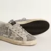 Super-Star para mujer en plata brillante con estrella de ante gris hielo Super-Star para mujer en plata brillante con estrella de ante gris hielo