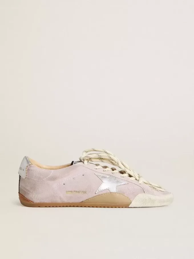 True-Star para mujer en ante rosa pastel con estrella plateada y lengüeta en el talón