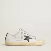 V-Star en piel con estrella y lengüeta en el talón de piel con estampado de cocodrilo negro V-Star en piel con estrella y lengüeta en el talón de piel con estampado de cocodrilo negro