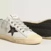 V-Star en piel con estrella y lengüeta en el talón de piel con estampado de cocodrilo negro V-Star en piel con estrella y lengüeta en el talón de piel con estampado de cocodrilo negro