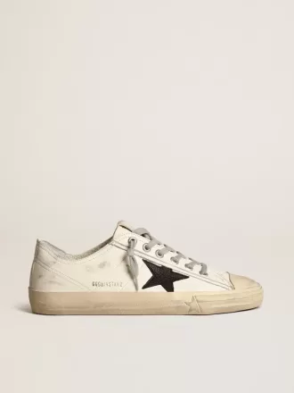 V-Star en piel napa con estrella de piel nobuk negra