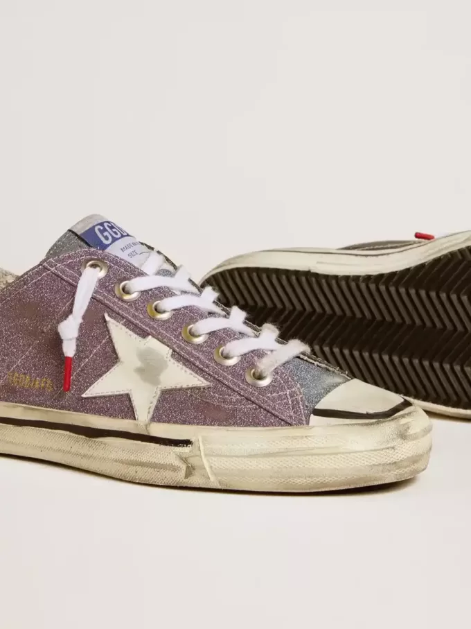 V-Star LAB para mujer en piel lila y purpurina con estrella blanca y lengüeta plateada con purpurina V-Star LAB para mujer en piel lila y purpurina con estrella blanca y lengüeta plateada con purpurina