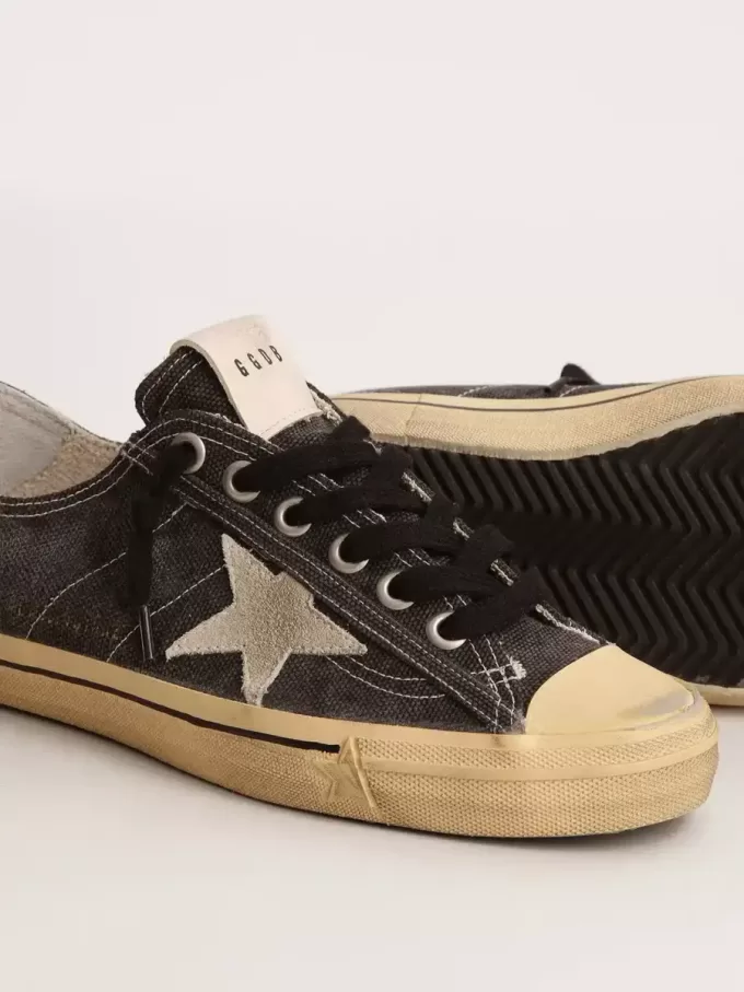 V-Star LTD para hombre en lona negra con estrella y talón en gris hielo V-Star LTD para hombre en lona negra con estrella y talón en gris hielo
