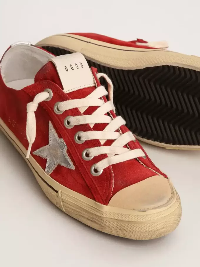 V-Star LTD para mujer en ante rojo oscuro con estrella plateada V-Star LTD para mujer en ante rojo oscuro con estrella plateada
