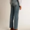 Vaqueros acampanados cropped para mujer con lavado medio Vaqueros acampanados cropped para mujer con lavado medio