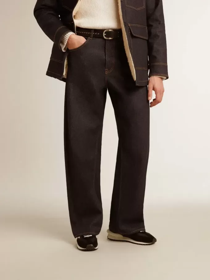 Vaqueros anchos para hombre en azul oscuro con lavado único Vaqueros anchos para hombre en azul oscuro con lavado único