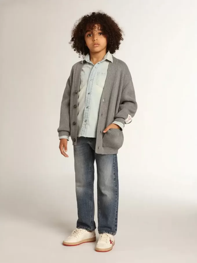 Vaqueros elásticos para niño en denim azul.