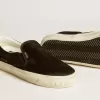 VCE Penstar para mujer en ante negro con lengüeta del talón en cuero negro VCE Penstar para mujer en ante negro con lengüeta del talón en cuero negro