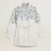 Vestido camisero corto de mujer en algodón a rayas blancas con estampado azul marino Vestido camisero corto de mujer en algodón a rayas blancas con estampado azul marino