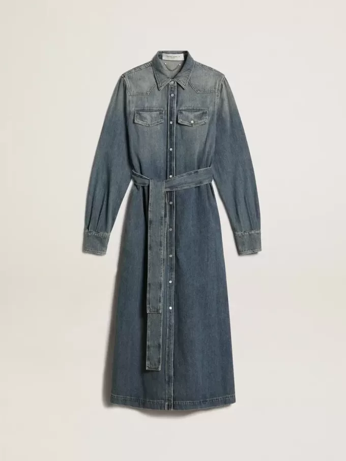Vestido camisero de mujer en denim con cinturón Vestido camisero de mujer en denim con cinturón