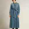 Vestido camisero de mujer en denim con cinturón Vestido camisero de mujer en denim con cinturón