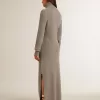 Vestido de lana acanalado gris jaspeado con cuello alto Vestido de lana acanalado gris jaspeado con cuello alto
