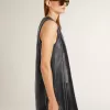 Vestido de mujer de piel napa negra con tachuelas Vestido de mujer de piel napa negra con tachuelas