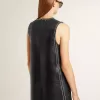 Vestido de mujer de piel napa negra con tachuelas Vestido de mujer de piel napa negra con tachuelas