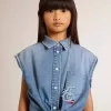 Vestido vaquero para niña con lazo delantero y bordados Vestido vaquero para niña con lazo delantero y bordados