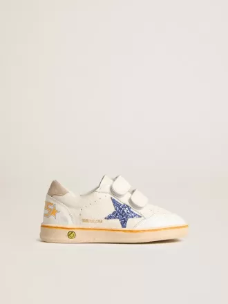 Young Ball Star con estrella azul brillante y lengüeta trasera de ante beige