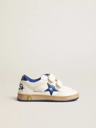 Young Ball Star con estrella y lengüeta trasera de cuero azul metalizado Young Ball Star con estrella y lengüeta trasera de cuero azul metalizado