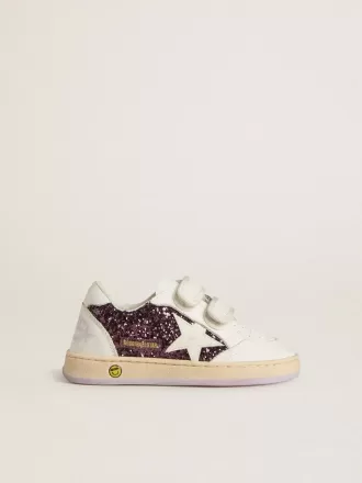 Young Ball Star en purpurina morada con estrella y lengüeta en el talón de cuero blanco