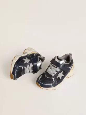 Young Lightstar en piel azul y malla con estrella de piel gris. Young Lightstar en piel azul y malla con estrella de piel gris.