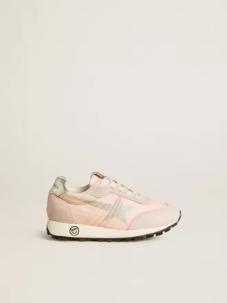 Young Marathon en nailon rosa con estrella estampada y lengüeta de cuero en el talón.