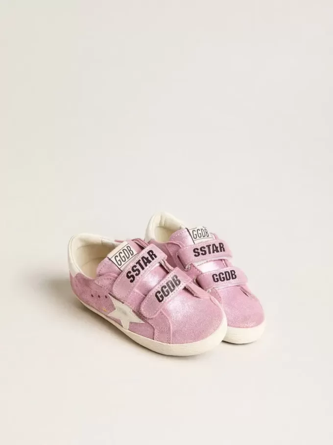 Young Old School en ante rosa metalizado con estrella y lengüeta en el talón de piel blanca Young Old School en ante rosa metalizado con estrella y lengüeta en el talón de piel blanca