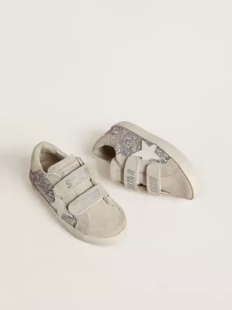 Young Old School en plata y rosa brillante con estrella de cuero blanco