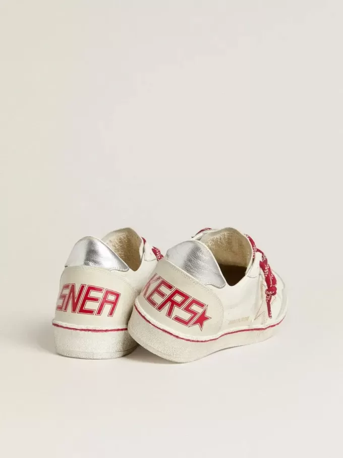 Ball Star LTD CNY para hombre en piel blanca con efecto desgastado Ball Star LTD CNY para hombre en piel blanca con efecto desgastado