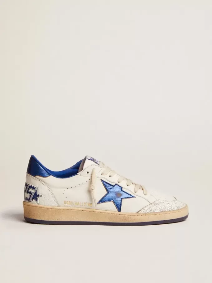 Zapatillas Ball Star para hombre en napa blanca con estrella azul y lengüeta en el talón Zapatillas Ball Star para hombre en napa blanca con estrella azul y lengüeta en el talón