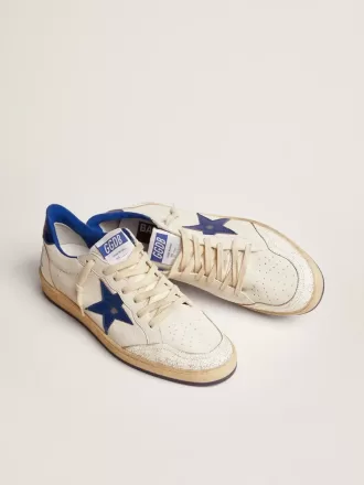 Zapatillas Ball Star para hombre en napa blanca con estrella azul y lengüeta en el talón Zapatillas Ball Star para hombre en napa blanca con estrella azul y lengüeta en el talón