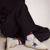 Zapatillas Ball Star para hombre en napa blanca con estrella azul y lengüeta en el talón Zapatillas Ball Star para hombre en napa blanca con estrella azul y lengüeta en el talón