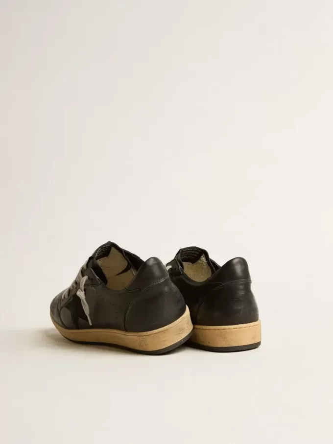 Zapatillas Ball Star para hombre en napa negra con estrella de ante y lengüeta del talón en napa Zapatillas Ball Star para hombre en napa negra con estrella de ante y lengüeta del talón en napa