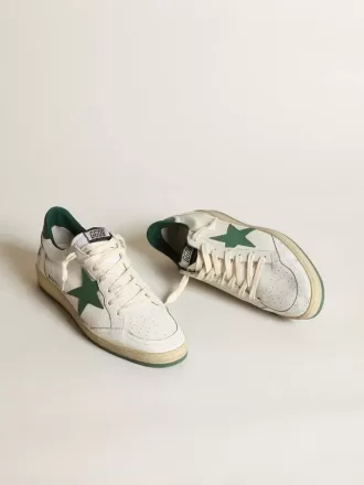 Zapatillas Ball Star para hombre en piel napa blanca con estrella y lengüeta en el talón en piel verde Zapatillas Ball Star para hombre en piel napa blanca con estrella y lengüeta en el talón en piel verde