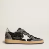 Zapatillas Ball Star para mujer con purpurina, estrella de piel y lengüeta metálica en el talón. Zapatillas Ball Star para mujer con purpurina, estrella de piel y lengüeta metálica en el talón.