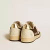 Zapatillas Ball Star para mujer con purpurina, estrella de piel y lengüeta metálica en el talón. Zapatillas Ball Star para mujer con purpurina, estrella de piel y lengüeta metálica en el talón.