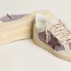 Zapatillas Ball Star para mujer en ante lila con estrella de cuero burdeos y lengüeta del talón en ante lila Zapatillas Ball Star para mujer en ante lila con estrella de cuero burdeos y lengüeta del talón en ante lila