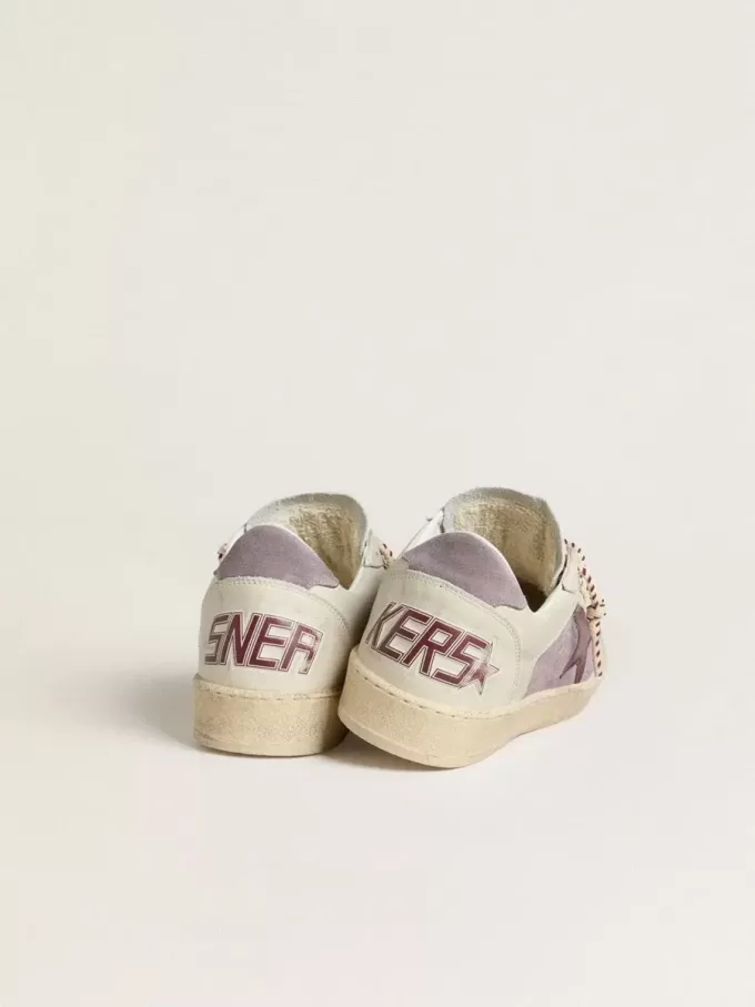 Zapatillas Ball Star para mujer en ante lila con estrella de cuero burdeos y lengüeta del talón en ante lila Zapatillas Ball Star para mujer en ante lila con estrella de cuero burdeos y lengüeta del talón en ante lila