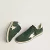 Zapatillas Ball Star para mujer en ante verde con estrella y lengüeta en el talón de cuero blanco Zapatillas Ball Star para mujer en ante verde con estrella y lengüeta en el talón de cuero blanco