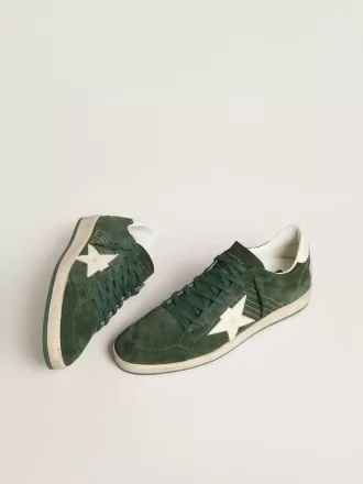 Zapatillas Ball Star para mujer en ante verde con estrella y lengüeta en el talón de cuero blanco Zapatillas Ball Star para mujer en ante verde con estrella y lengüeta en el talón de cuero blanco