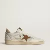 Zapatillas Ball Star para mujer en napa blanca y malla con estrella de nubuck color tabaco y lengüeta trasera beige Zapatillas Ball Star para mujer en napa blanca y malla con estrella de nubuck color tabaco y lengüeta trasera beige
