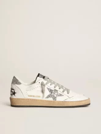Zapatillas Ball Star para mujer en napa con estrella blanca y lengüeta con purpurina en el talón Zapatillas Ball Star para mujer en napa con estrella blanca y lengüeta con purpurina en el talón