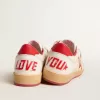 Zapatillas Ball Star Wishes de mujer en piel blanca con estrella roja y lengüeta en el talón Zapatillas Ball Star Wishes de mujer en piel blanca con estrella roja y lengüeta en el talón