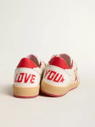 Zapatillas Ball Star Wishes de mujer en piel blanca con estrella roja y lengüeta en el talón Zapatillas Ball Star Wishes de mujer en piel blanca con estrella roja y lengüeta en el talón